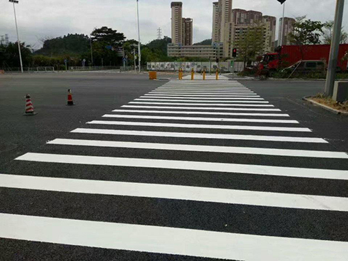 道路标线施工